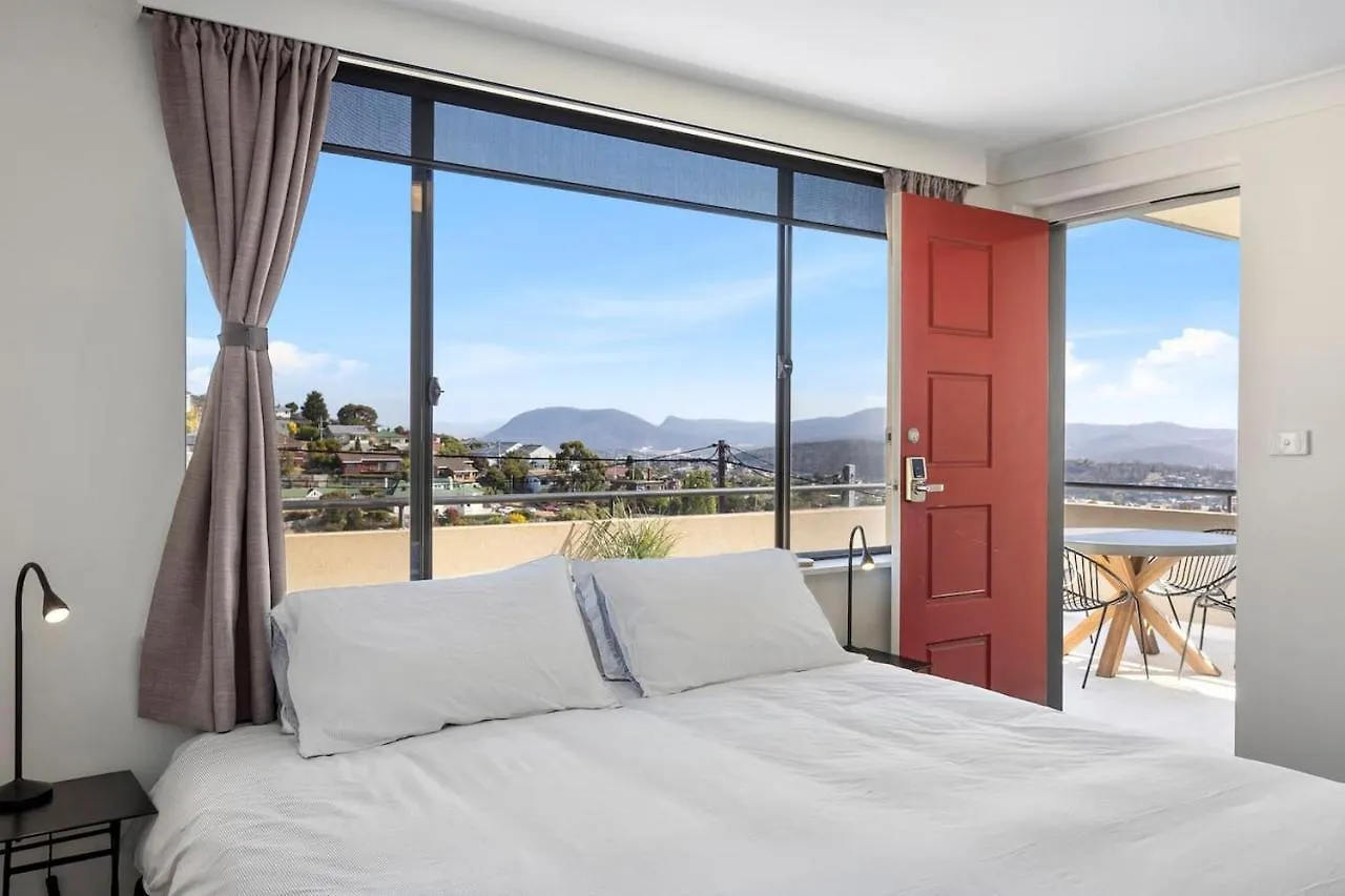 Apartamento 'Penthouse-Style Pad' Breathtaking Panoramic Views Hobart 0*,  Australia