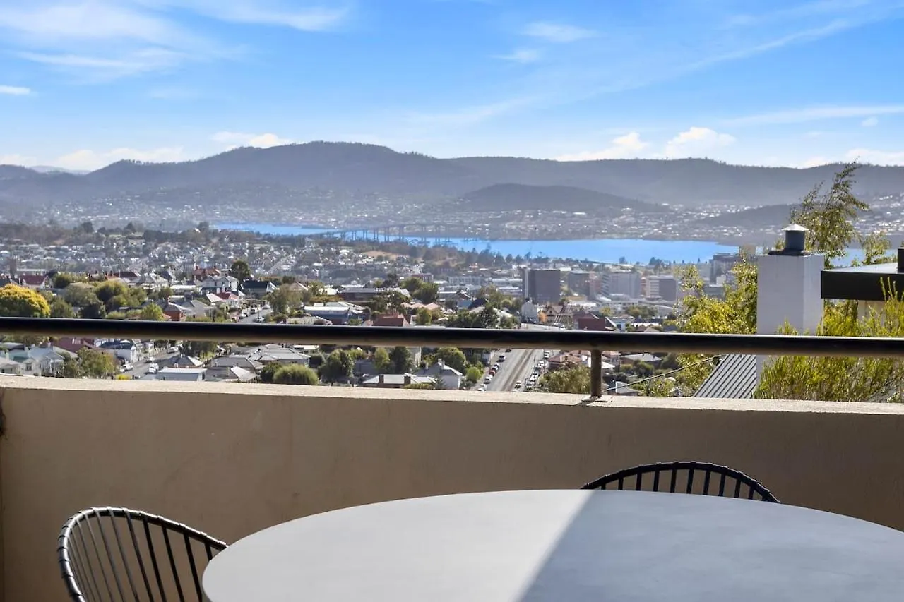 Apartamento 'Penthouse-Style Pad' Breathtaking Panoramic Views Hobart